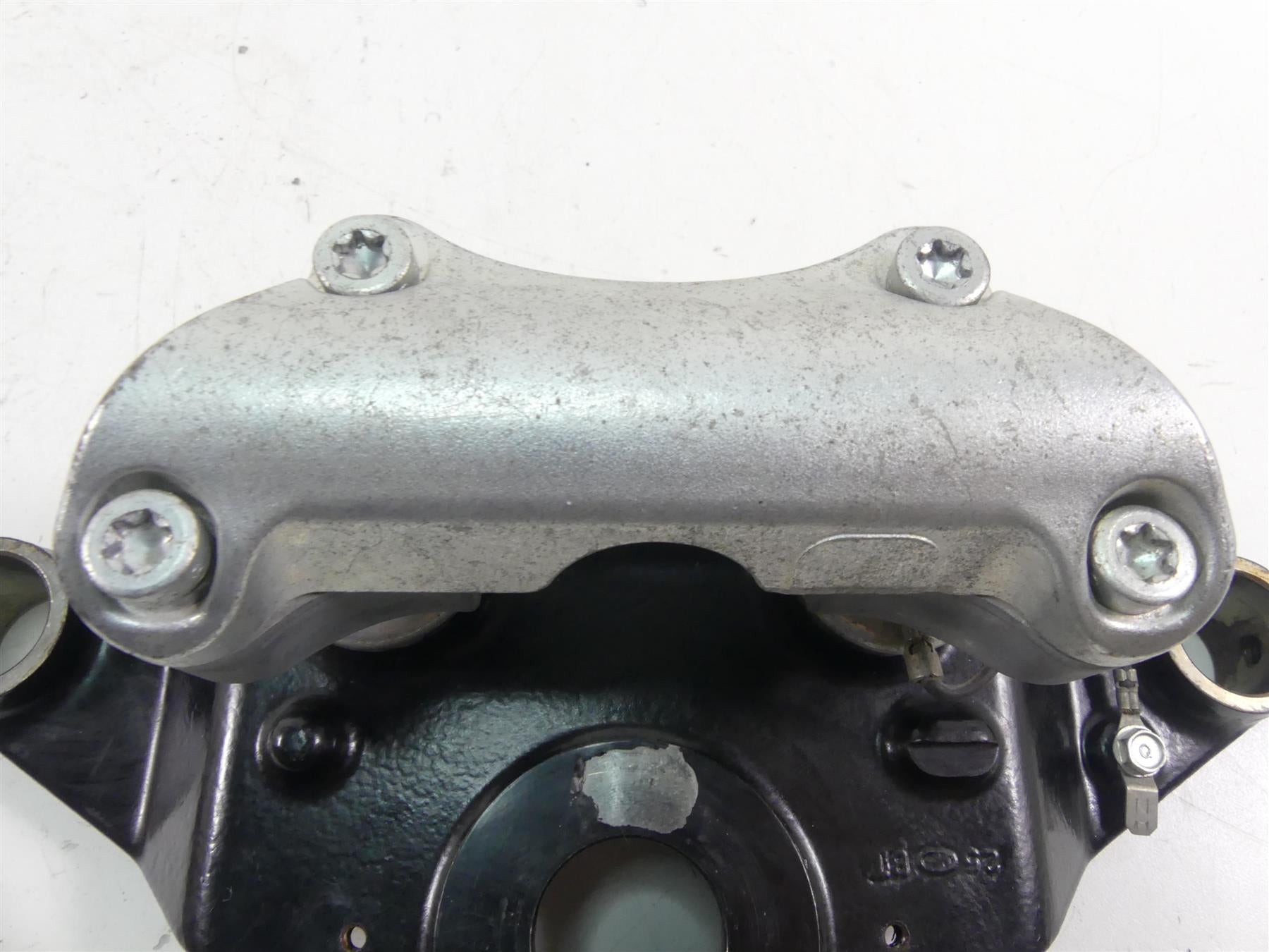 2012 Harley Touring FLHTK Electra Glide Upper Triple Tree + Riser Set 45435-10 {{ shop.shopifyCountryName }} - Mototech271