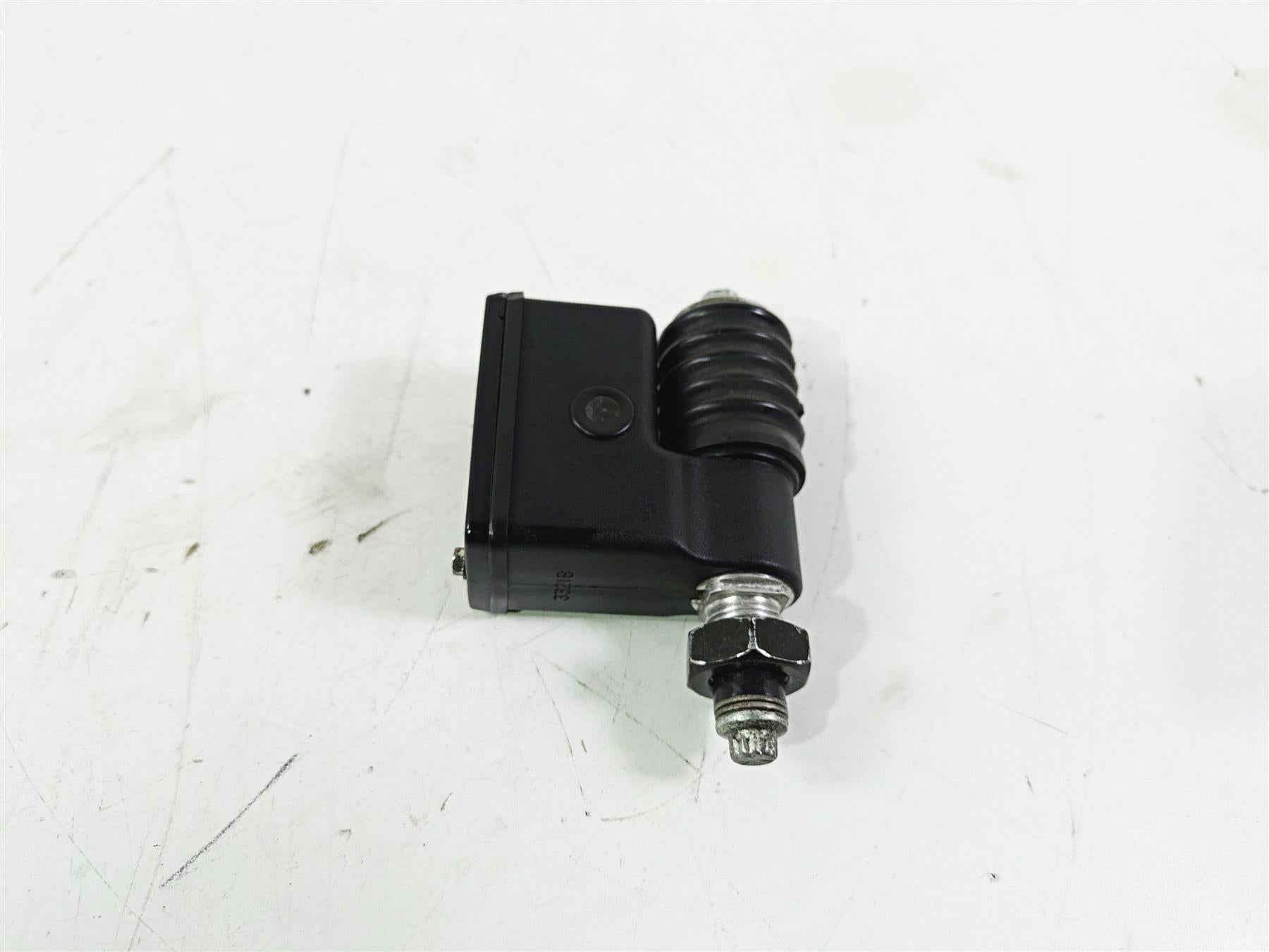 2002 Harley Dyna FXDL Low Rider Rear Brake Master Cylinder 42474-90C {{ shop.shopifyCountryName }} - Mototech271