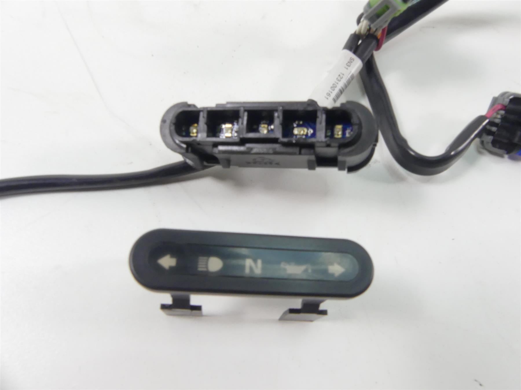 2013 Harley FXDWG Dyna Wide Glide Instrument Indicator Dash Lights 72669-12 {{ shop.shopifyCountryName }} - Mototech271