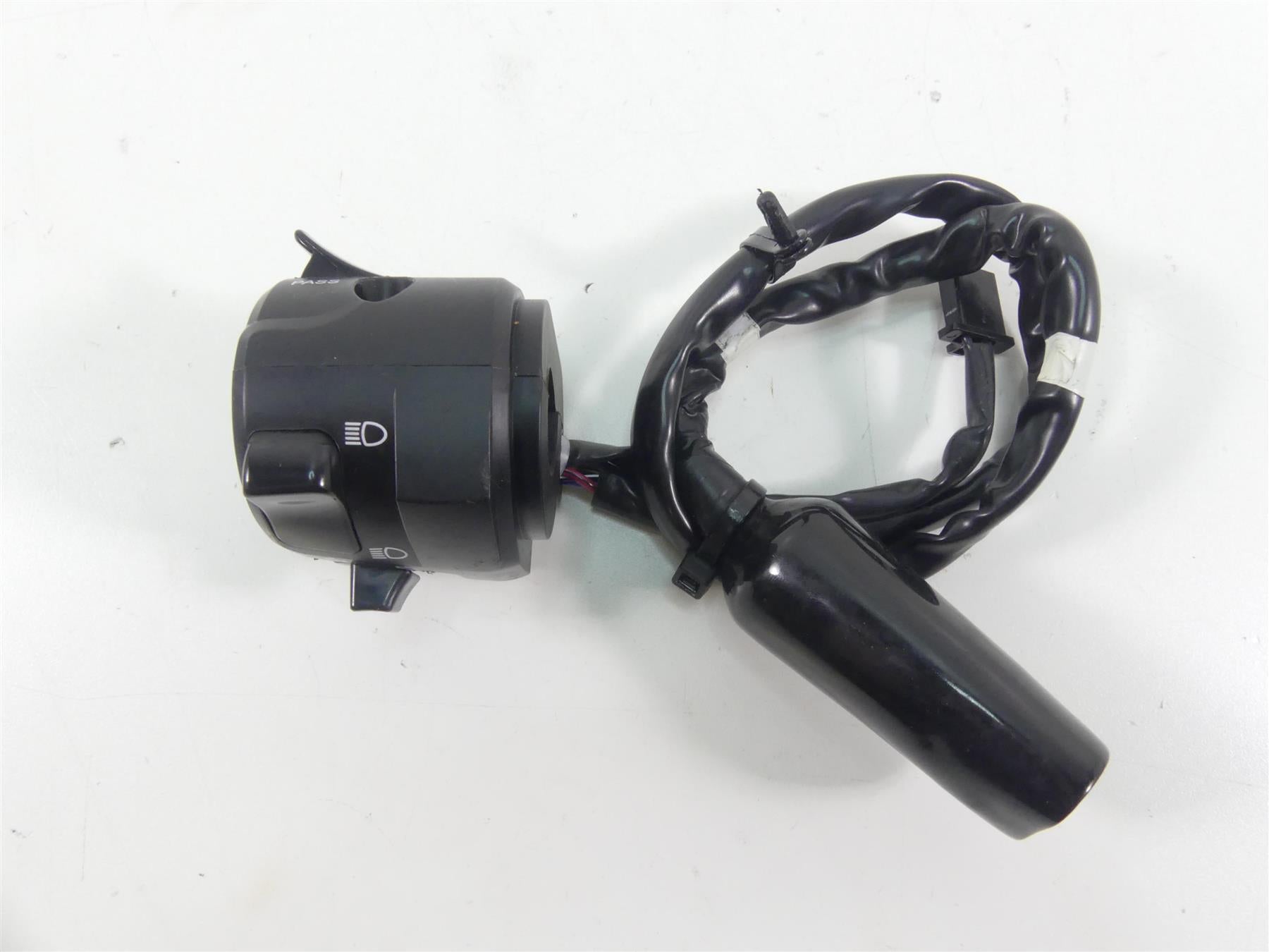 2022 Kawasaki KLR650 KL650 Adv Left Hand Light Blinker Control Switch 46091-0552 {{ shop.shopifyCountryName }} - Mototech271