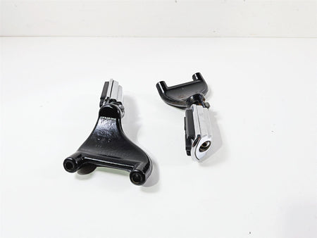 2006 Harley Sportster XL883 Low Passenger Foot Peg Set Chrome 49314-04 49315-04 {{ shop.shopifyCountryName }} - Mototech271