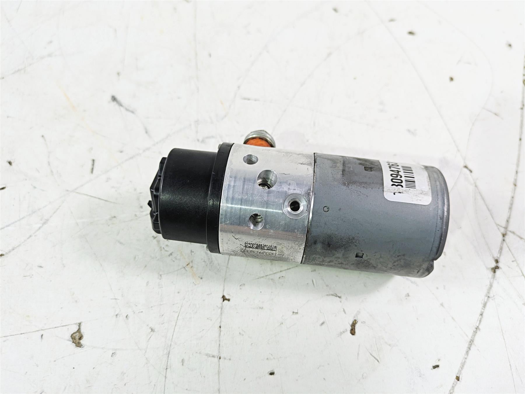 2016 Harley FLSTC Softail Heritage Rear Abs Pump Module Unit 41100037 {{ shop.shopifyCountryName }} - Mototech271