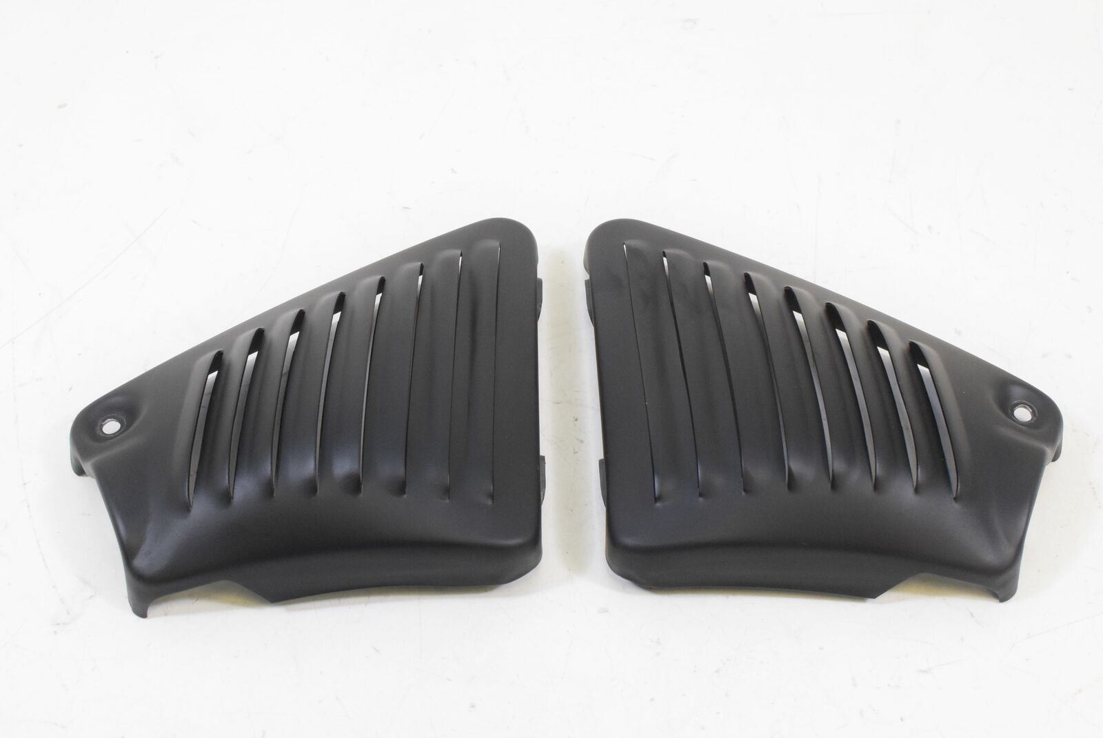 2006 Harley VRSCD Night V-Rod Neck Cover Fairing Set 66155-03BEO 66156-03BEO | Mototech271