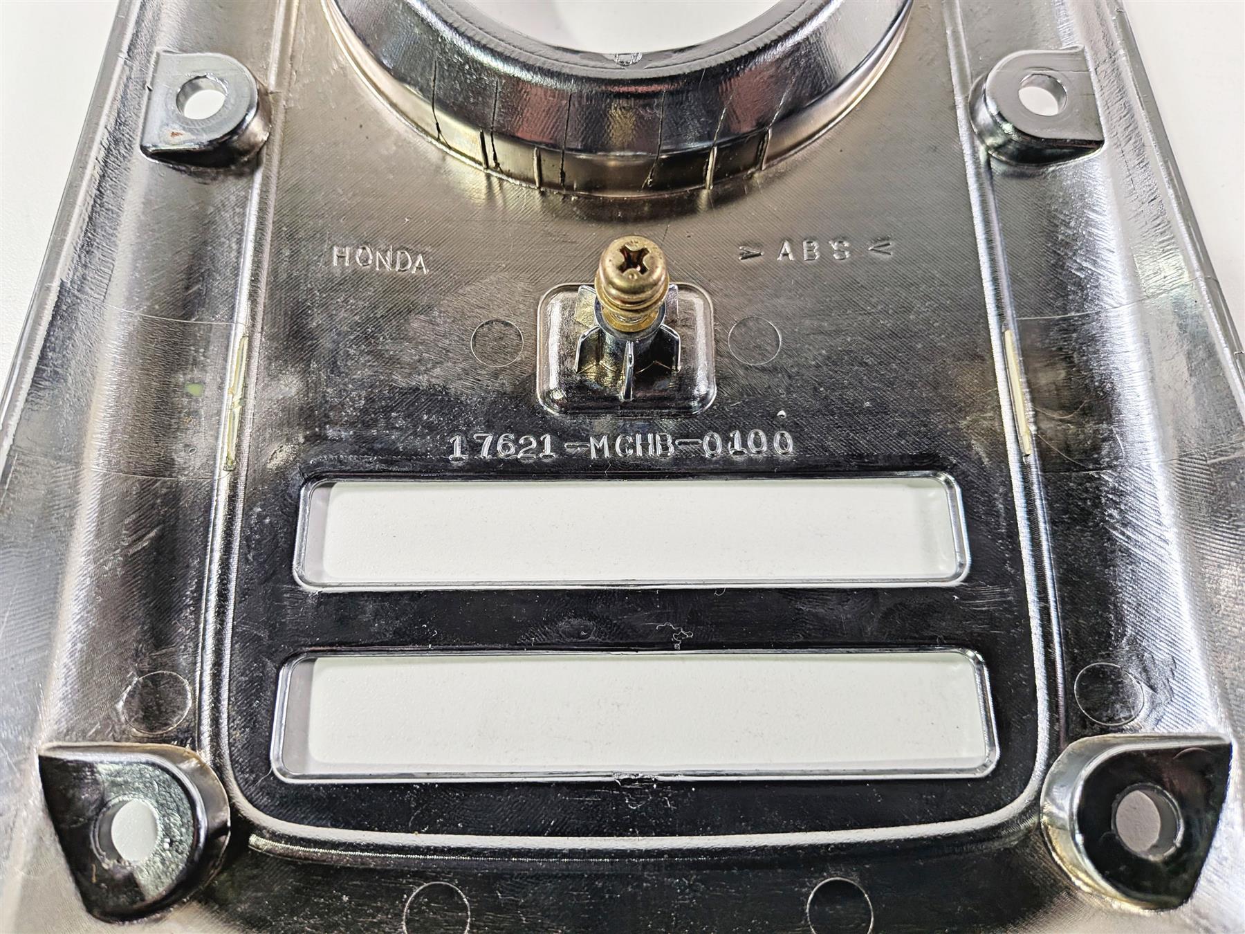 2003 Honda V-Twin VTX1800 C Fuel Tank Dash Cover Panel 17621-MCH-000 {{ shop.shopifyCountryName }} - Mototech271