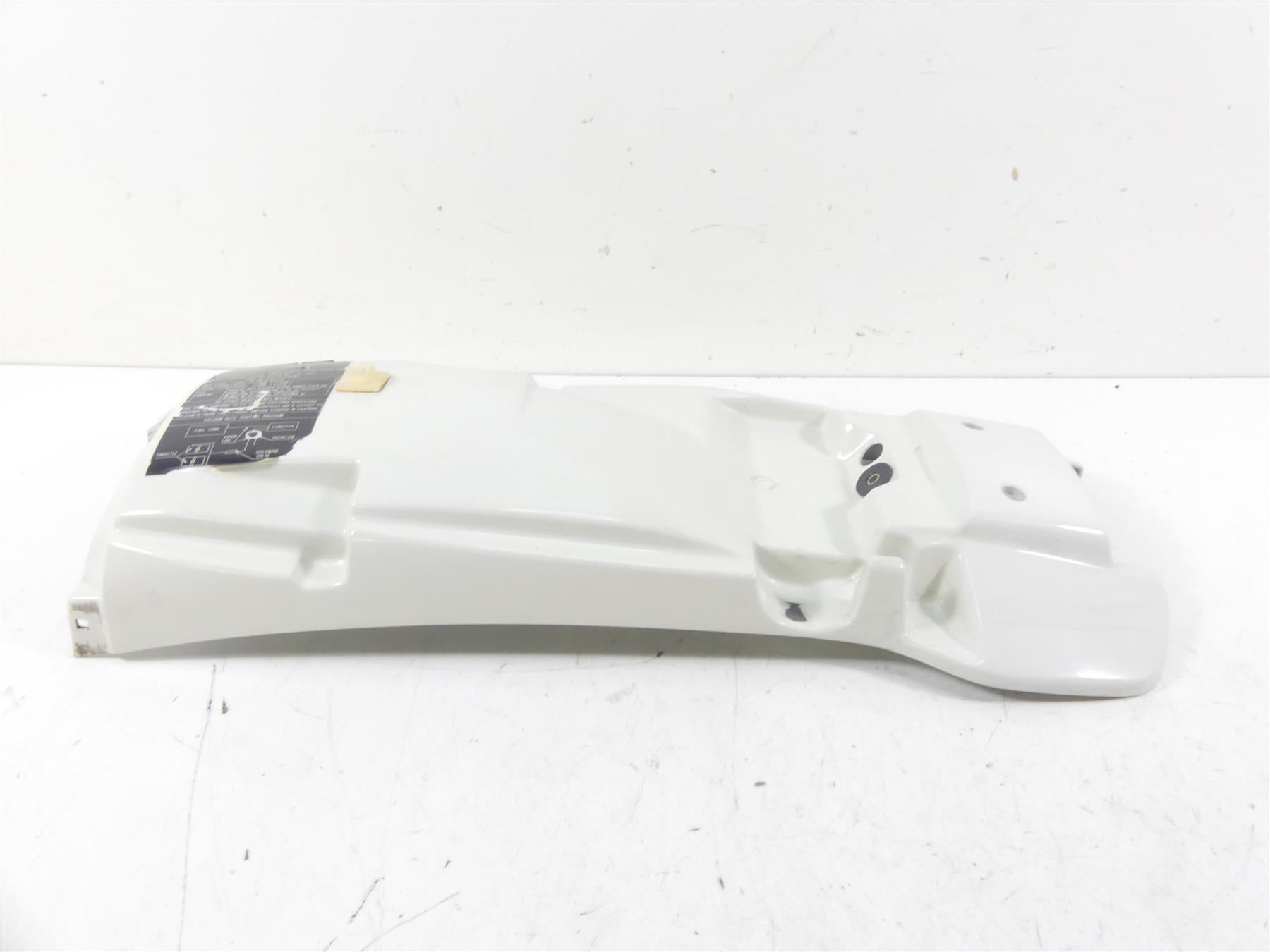 1999 BMW R1100 GS 259E Rear Inner White Painted Fender 46622313389 {{ shop.shopifyCountryName }} - Mototech271