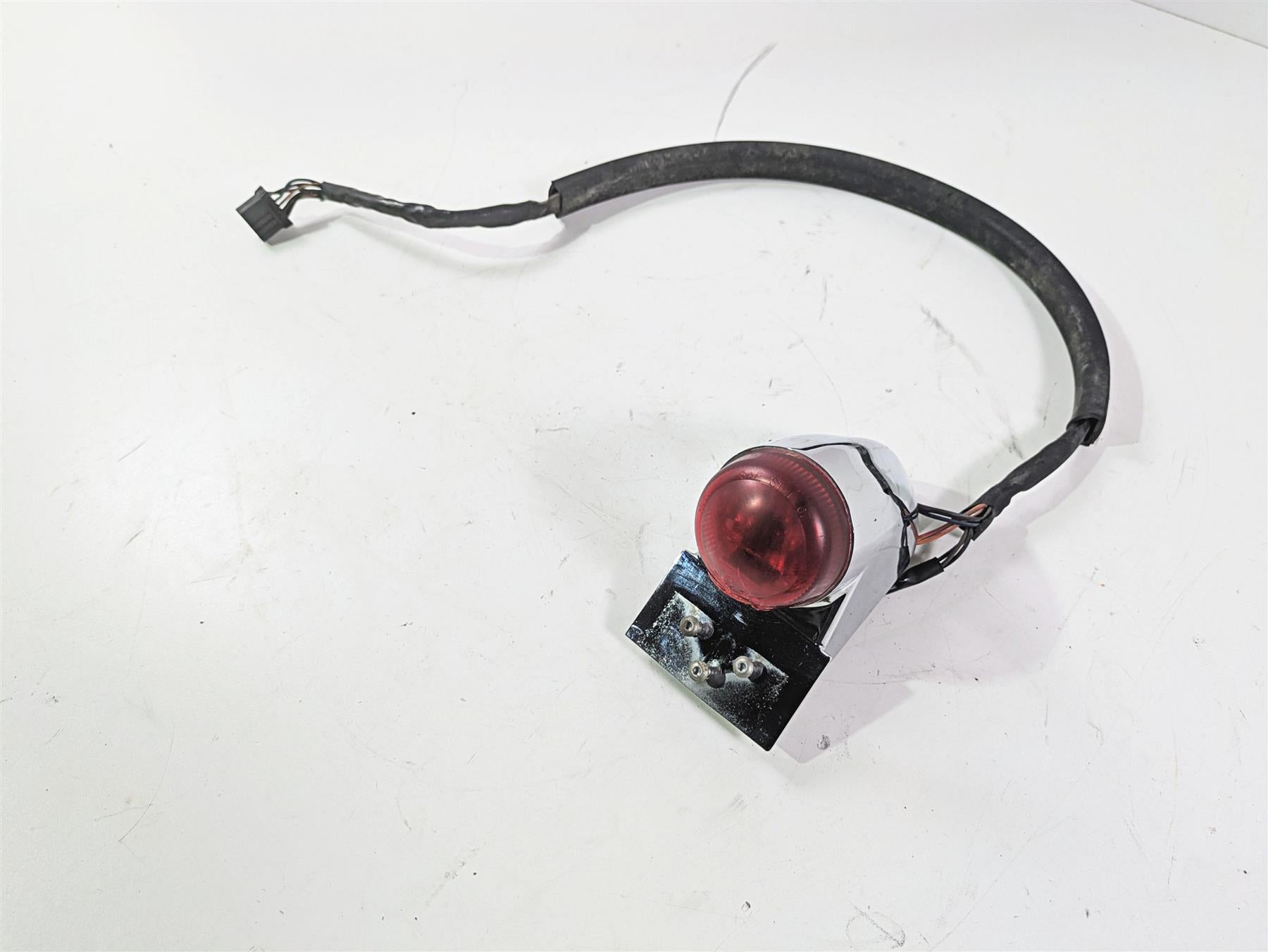 2010 Harley Dyna FXDB Street Bob Tail Light Brake Stop Lamp - Read 69598-09A {{ shop.shopifyCountryName }} - Mototech271