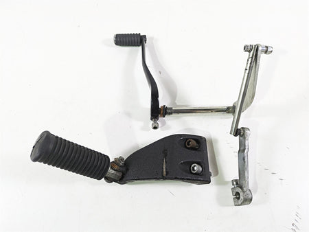 2017 Harley Dyna FXDB Street Bob Front Left Mid Footpeg & Shifter 50667-07 {{ shop.shopifyCountryName }} - Mototech271