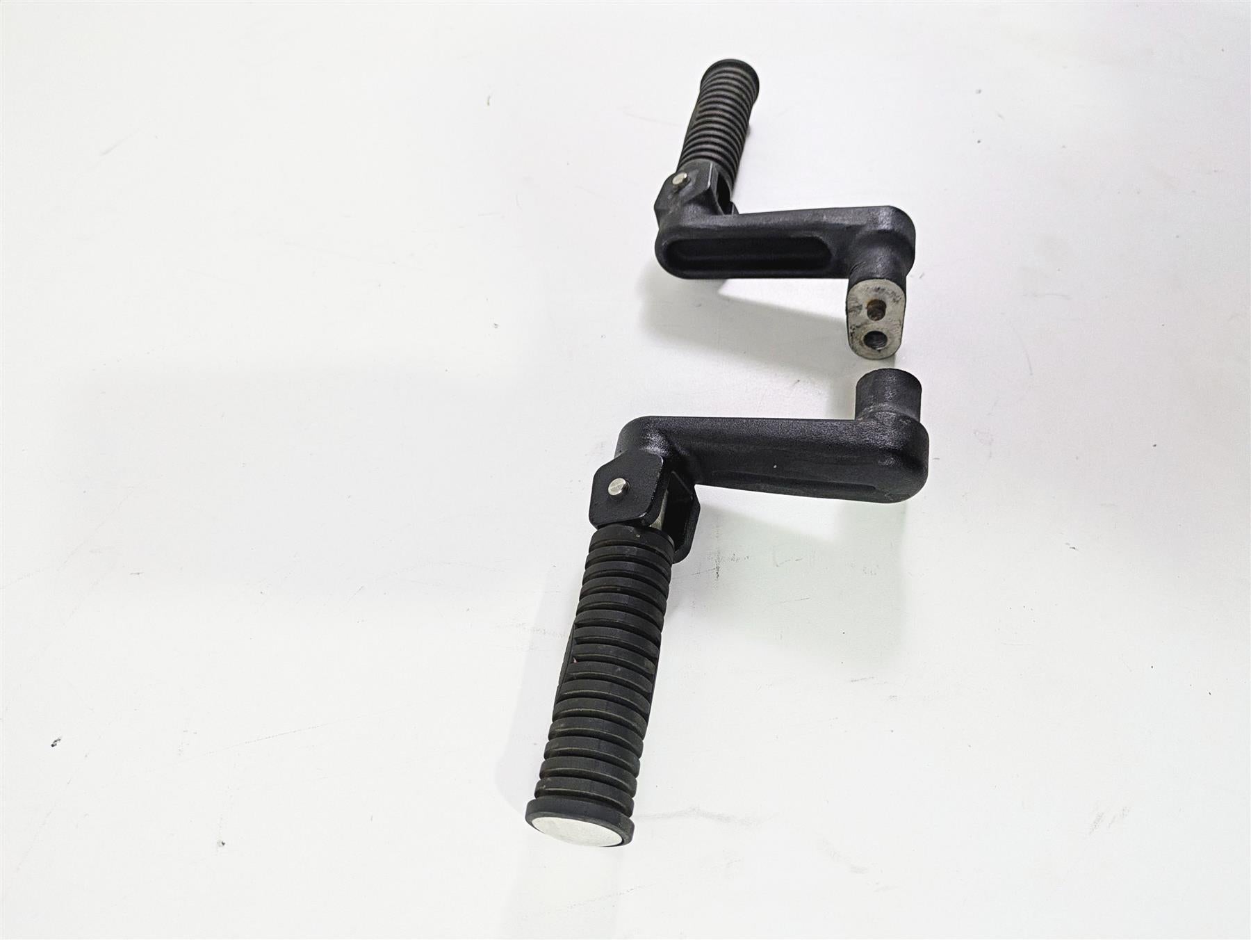 2018 Indian Springfield Dark Horse Rear Passenger Footpegs 5140869 {{ shop.shopifyCountryName }} - Mototech271