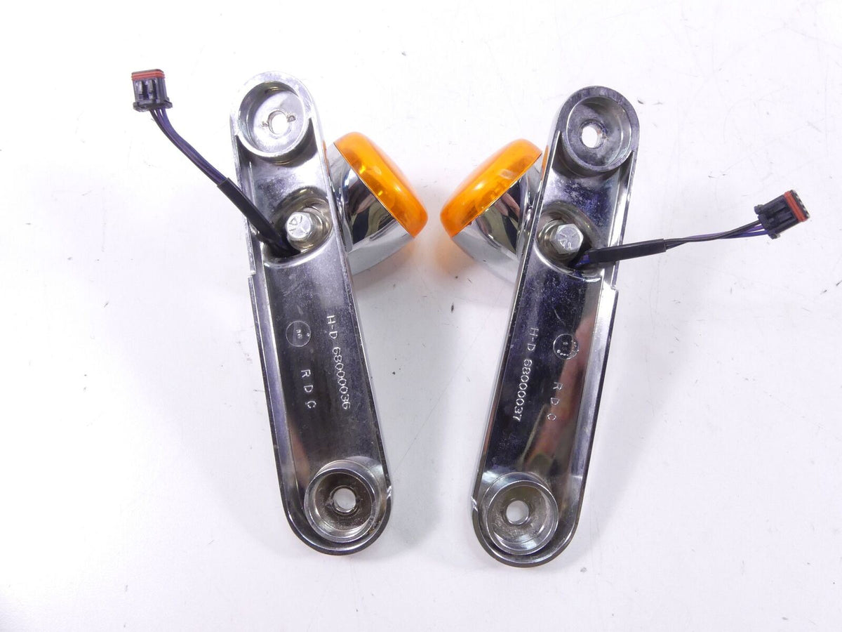 2016 Harley Touring FLHXS Street Glide Sp Front Blinker & Mount 68000036 6800003 {{ shop.shopifyCountryName }} - Mototech271