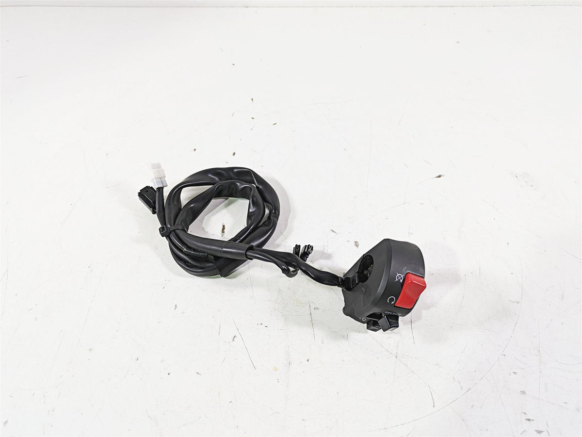 2021 Yamaha Tenere 700 XTZ7 Right Hand Control Switch BW3-83963-00-00 {{ shop.shopifyCountryName }} - Mototech271
