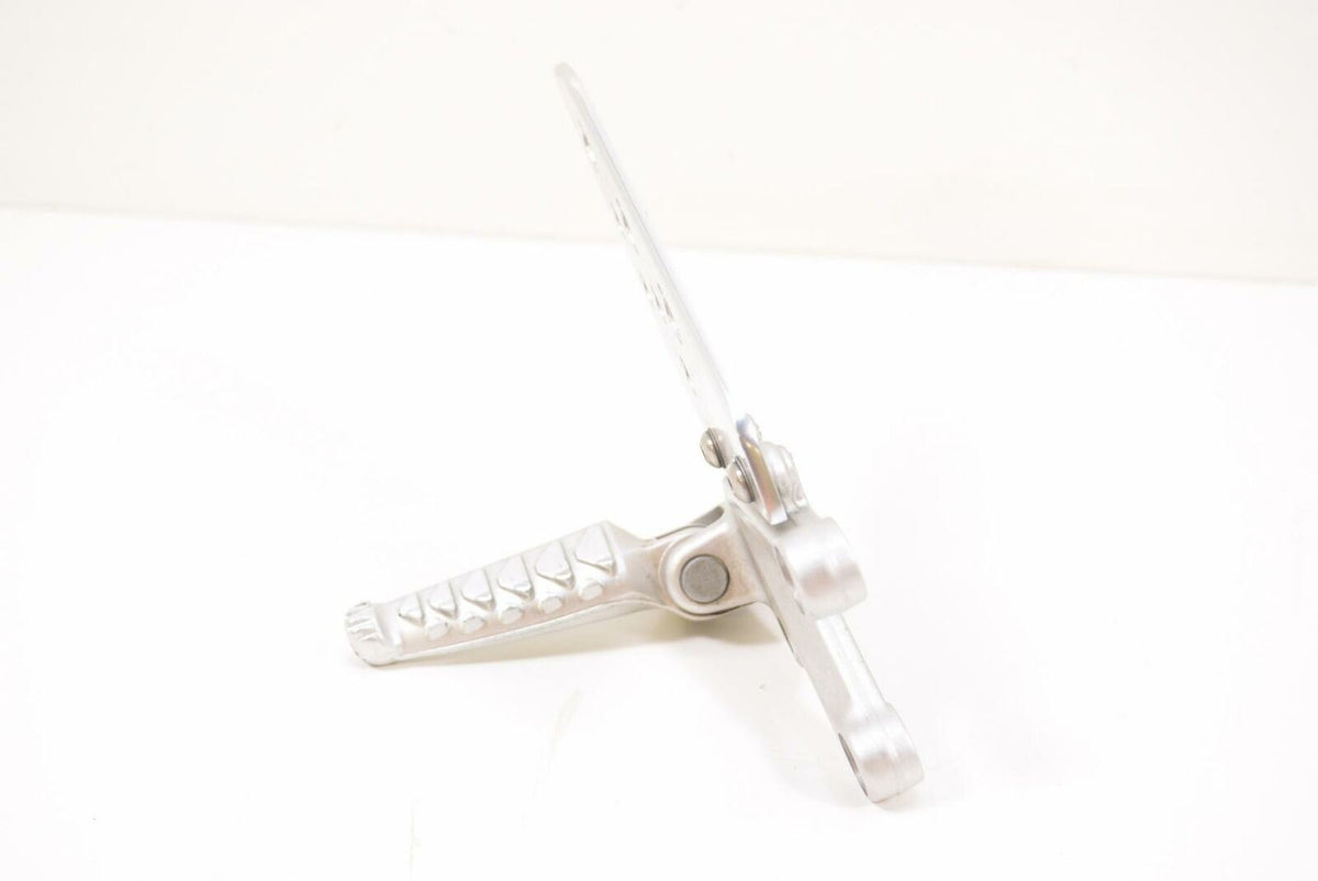 2008 Aprilia RSV2 RSV1000 R Front Right Rider Footpeg Set AP8154070 {{ shop.shopifyCountryName }} - Mototech271