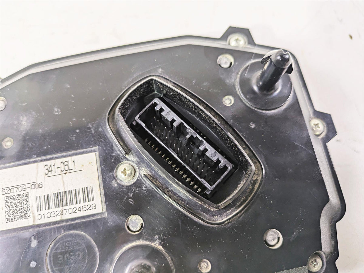 2020 Suzuki V-Strom 1050 XT Speedometer Gauges Instrument -21k 34100-06LB0 {{ shop.shopifyCountryName }} - Mototech271
