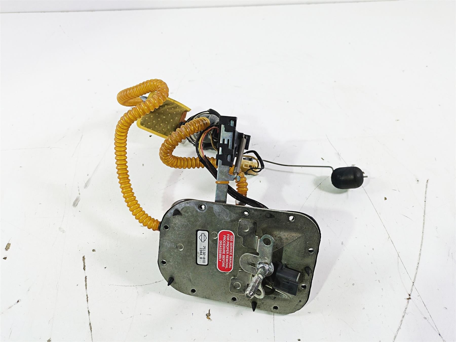 2005 Harley Softail FLSTSCI Heritage Springer Fuel Gas Pump - Tested 75132-01D | Mototech271