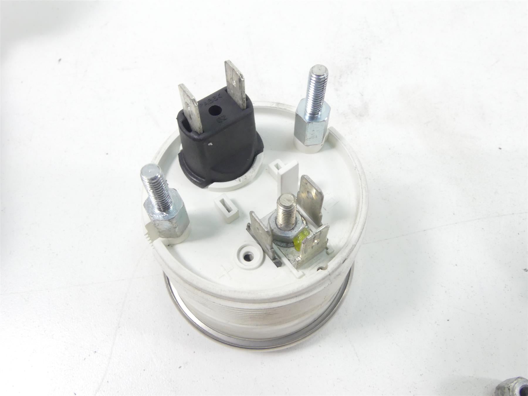2012 Harley CVO FLHX SE3 Street Glide Oil Pressure Gauge Instrument 74727-10 {{ shop.shopifyCountryName }} - Mototech271