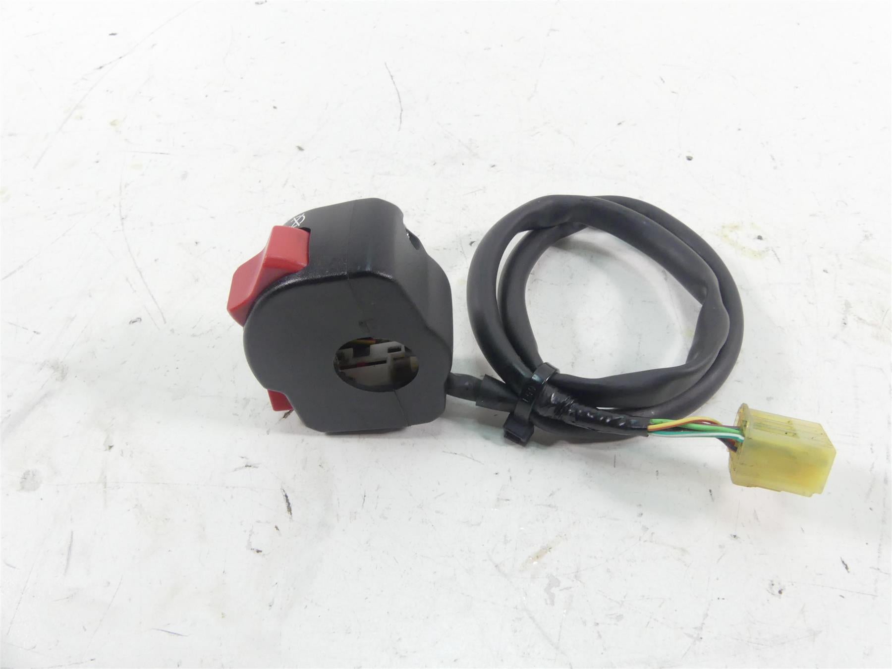 2017 Triumph Thruxton 1200 R Right Hand Start Kill Control Switch T2043529 {{ shop.shopifyCountryName }} - Mototech271