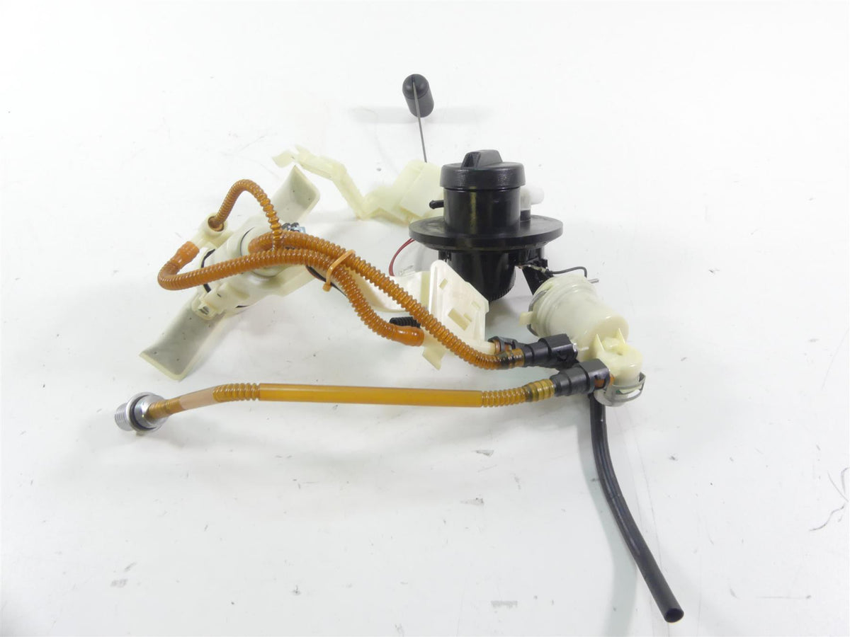 2012 Harley Touring FLHX Street Glide Fuel Gas Petrol Pump -Tested 75069-08 {{ shop.shopifyCountryName }} - Mototech271