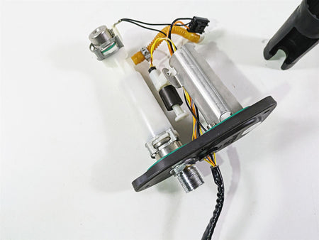 2009 Harley XR1200 Sportster Fuel Gas Petrol Pump - For Parts 75268-07F {{ shop.shopifyCountryName }} - Mototech271