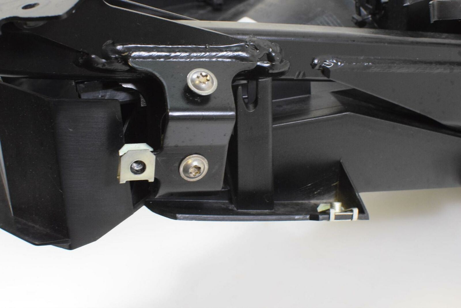 2008 BMW K1200GT K1200 GT K44 Subframe Sub Frame W/ Inner Fender 46517700688 {{ shop.shopifyCountryName }} - Mototech271