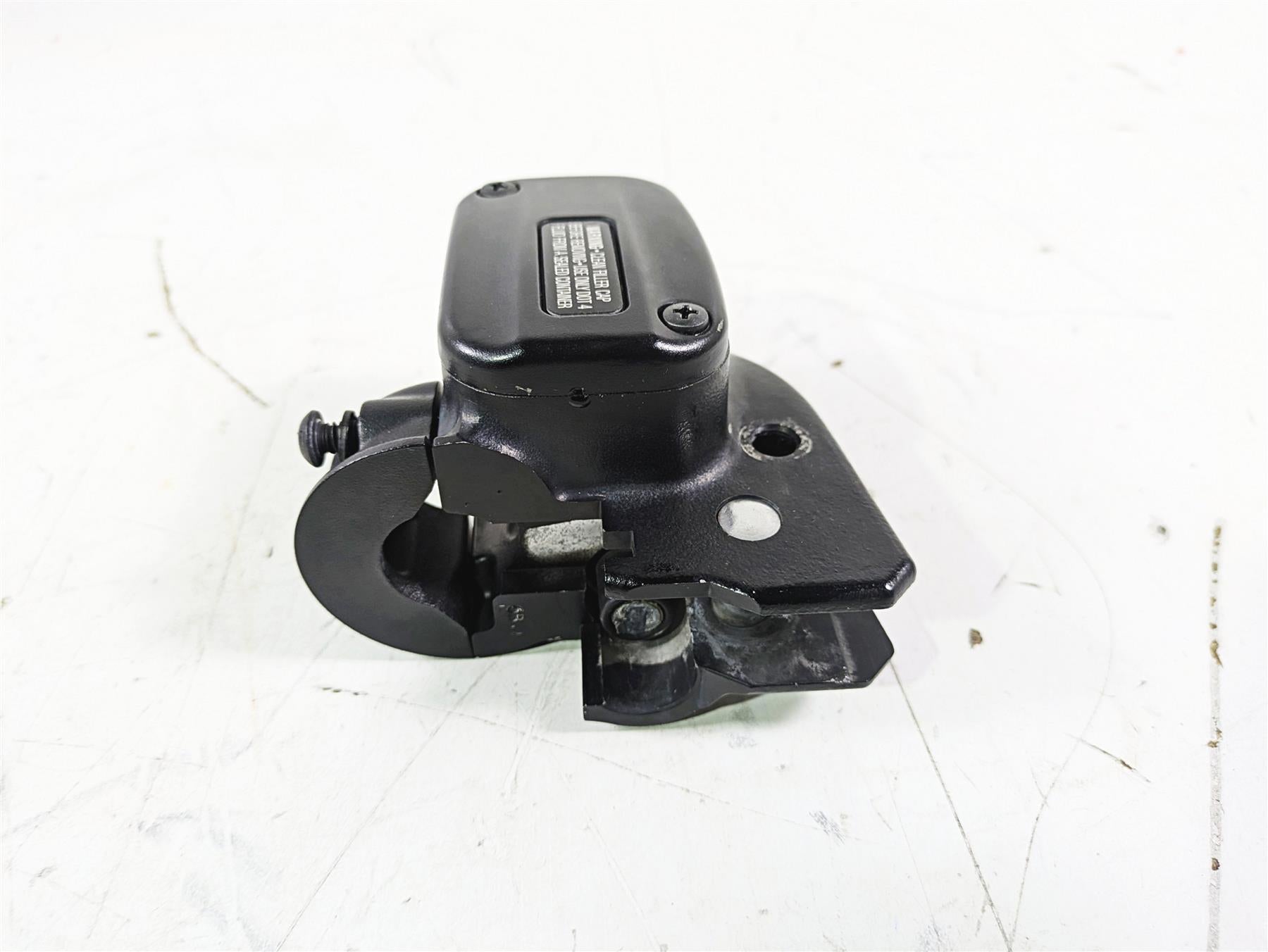 2016 Harley FLSTC Softail Heritage Front Brake Master Cylinder 41700233 {{ shop.shopifyCountryName }} - Mototech271