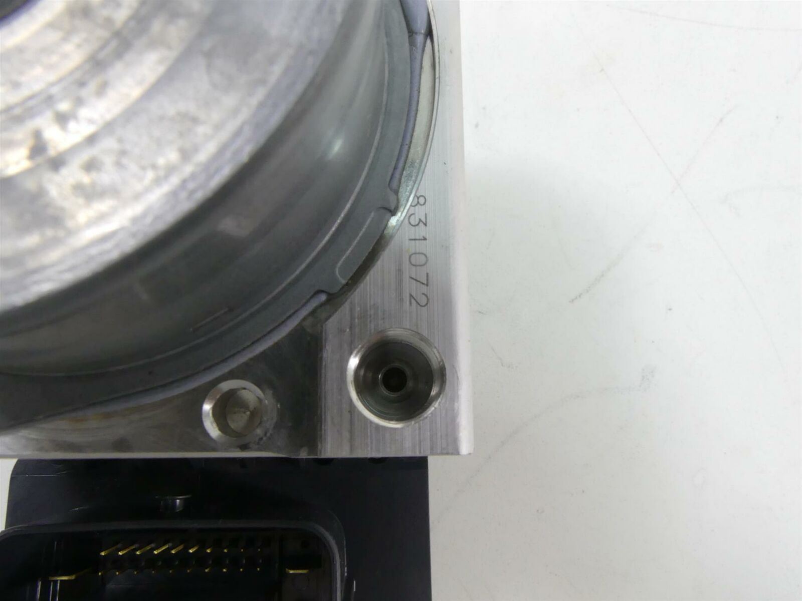 2020 Yamaha VMX17 1700 Advics Abs Brake Pump Pressure Module 2S3-85930-10-00 {{ shop.shopifyCountryName }} - Mototech271