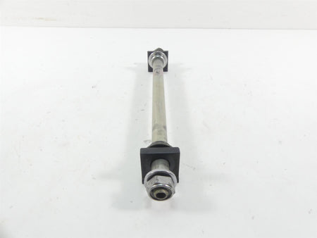 2007 Yamaha XVS1300 V-Star Rear 20mm Spindle Axle & Adjusters 3D8-25381-00-00 {{ shop.shopifyCountryName }} - Mototech271