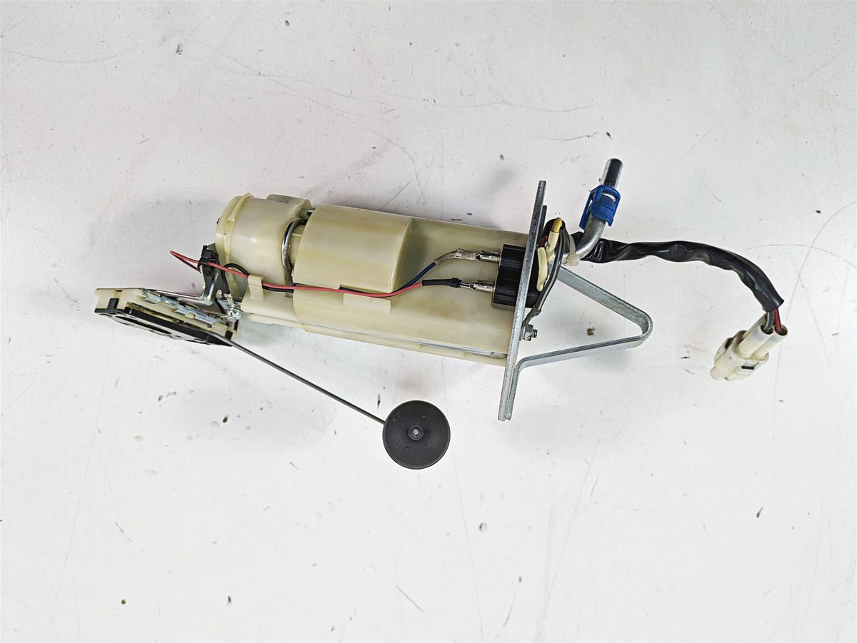 2009 Suzuki GSXR750 K9 Fuel Gas Petrol Pump - Tested 15100-37H00 15100-37H01 {{ shop.shopifyCountryName }} - Mototech271