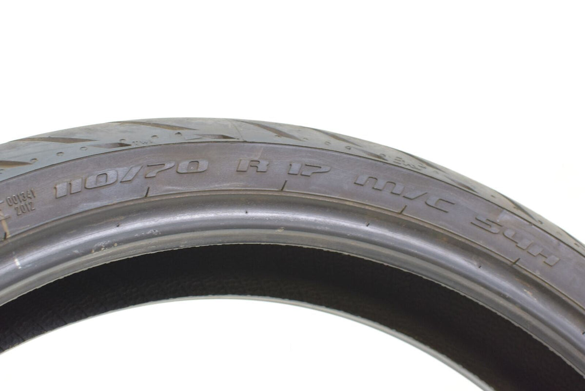 Used Front Tire Metzeler Sportec M5 Interact 110/70-17 DOT1817 2409800 {{ shop.shopifyCountryName }} - Mototech271