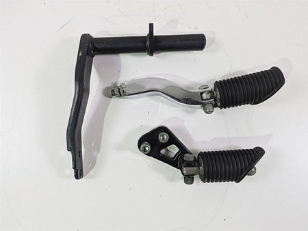 1999 Harley Dyna FXDL Low Rider Passenger Footpeg Set + Mount 49165-90 52740-94A {{ shop.shopifyCountryName }} - Mototech271