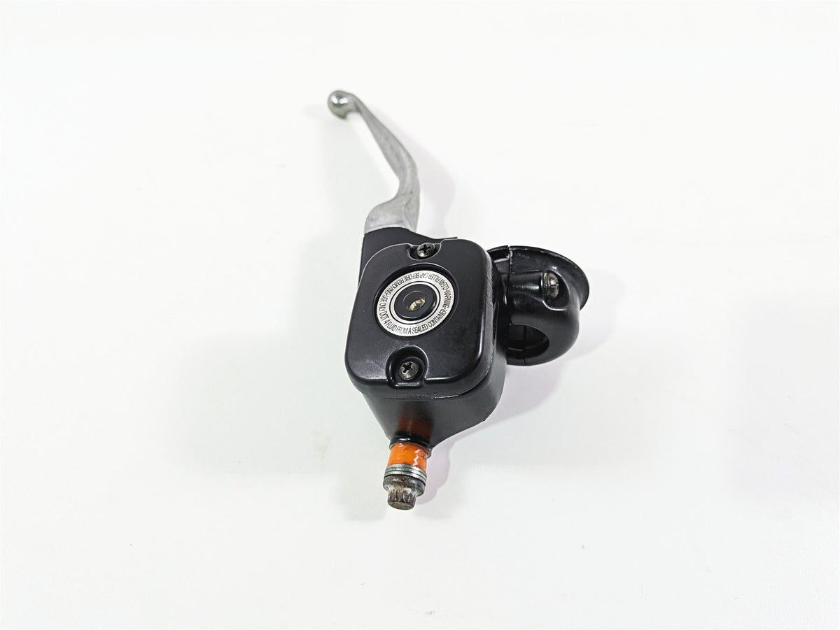 2005 Harley Touring FLHRI Road King Front Brake Master Cylinder 11/16" 41700738 {{ shop.shopifyCountryName }} - Mototech271