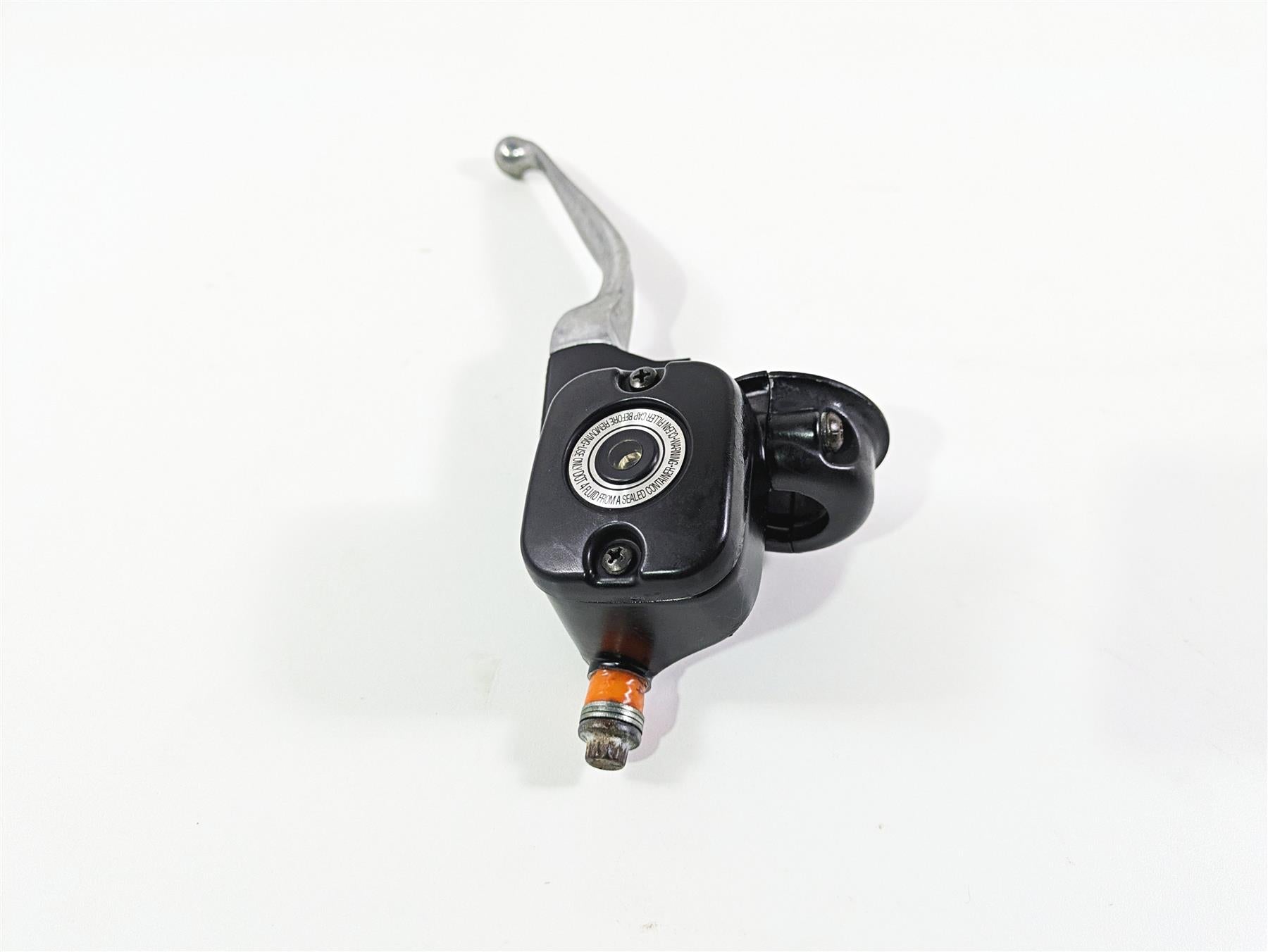 2005 Harley Touring FLHRI Road King Front Brake Master Cylinder 11/16" 41700738 {{ shop.shopifyCountryName }} - Mototech271