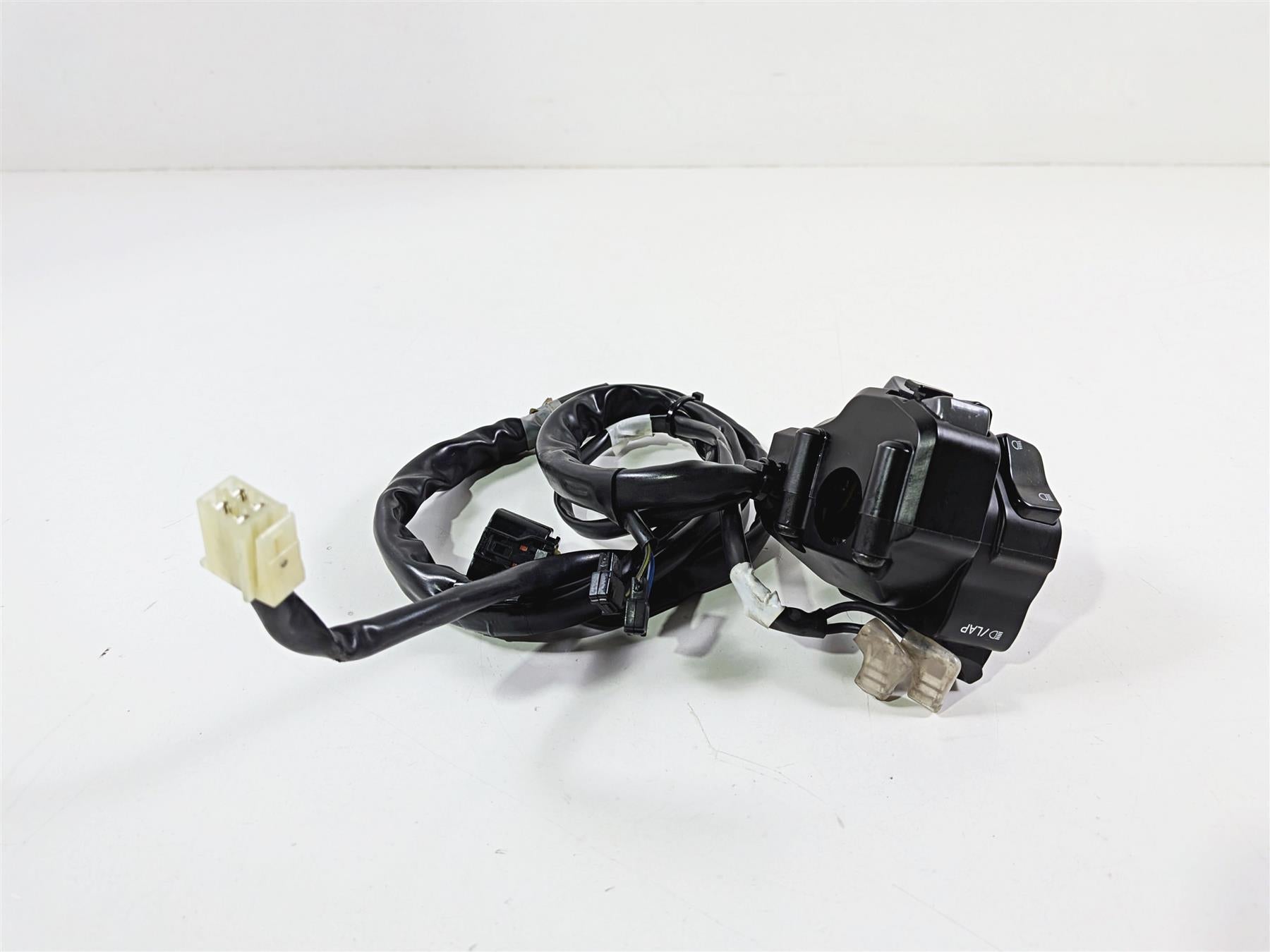 2022 Yamaha YZF R1 R1M RN65 Left Hand Mode Light Control Switch B3L-83969-01-00-Mototech271