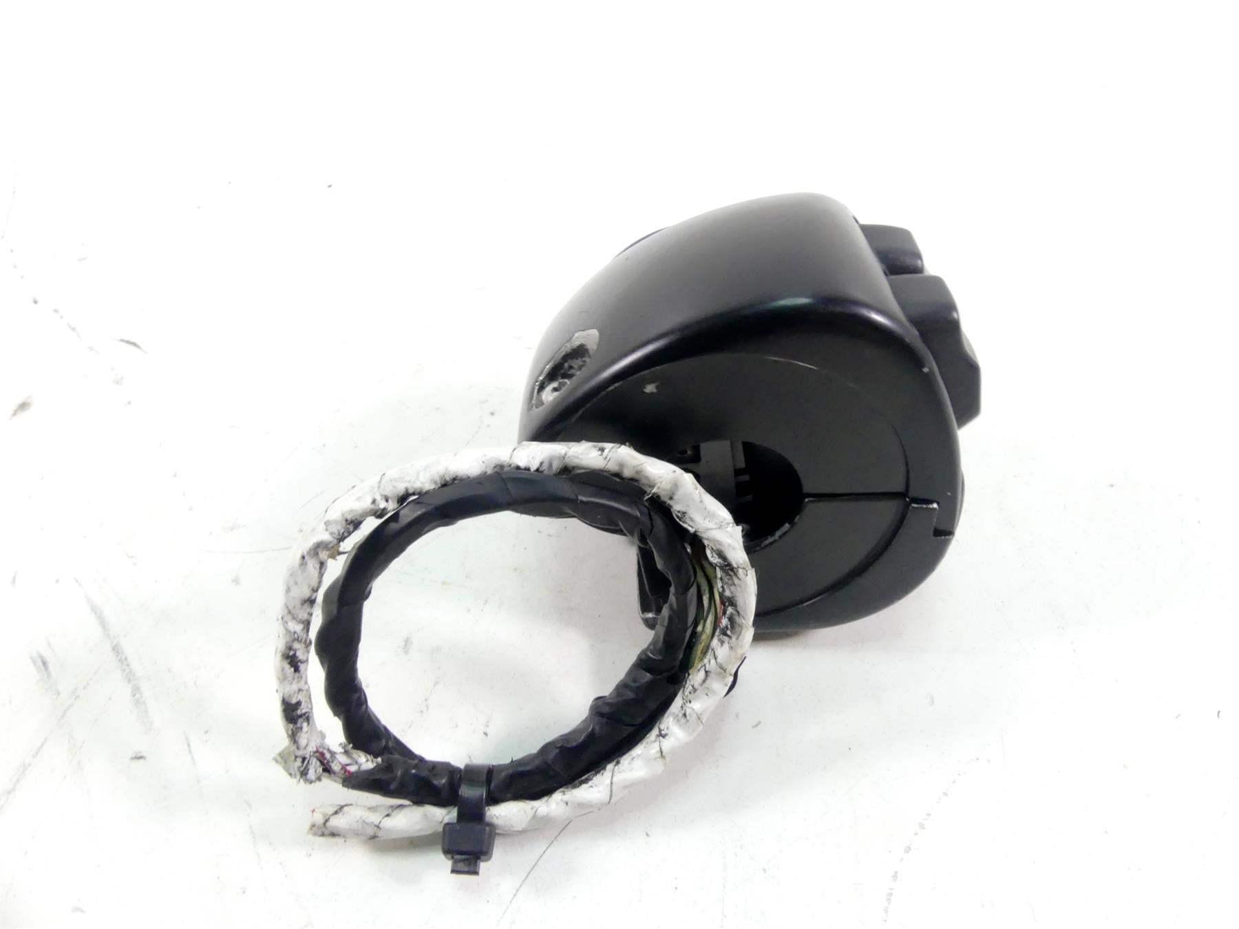 2017 Harley Softail FXSB Breakout Right Hand Control Switch -Read 71500297 {{ shop.shopifyCountryName }} - Mototech271