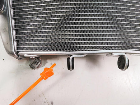 2020 Aprilia Tuono V4 Factory Radiator Fan Hoses Reservoir -Read 2B003834 {{ shop.shopifyCountryName }} - Mototech271