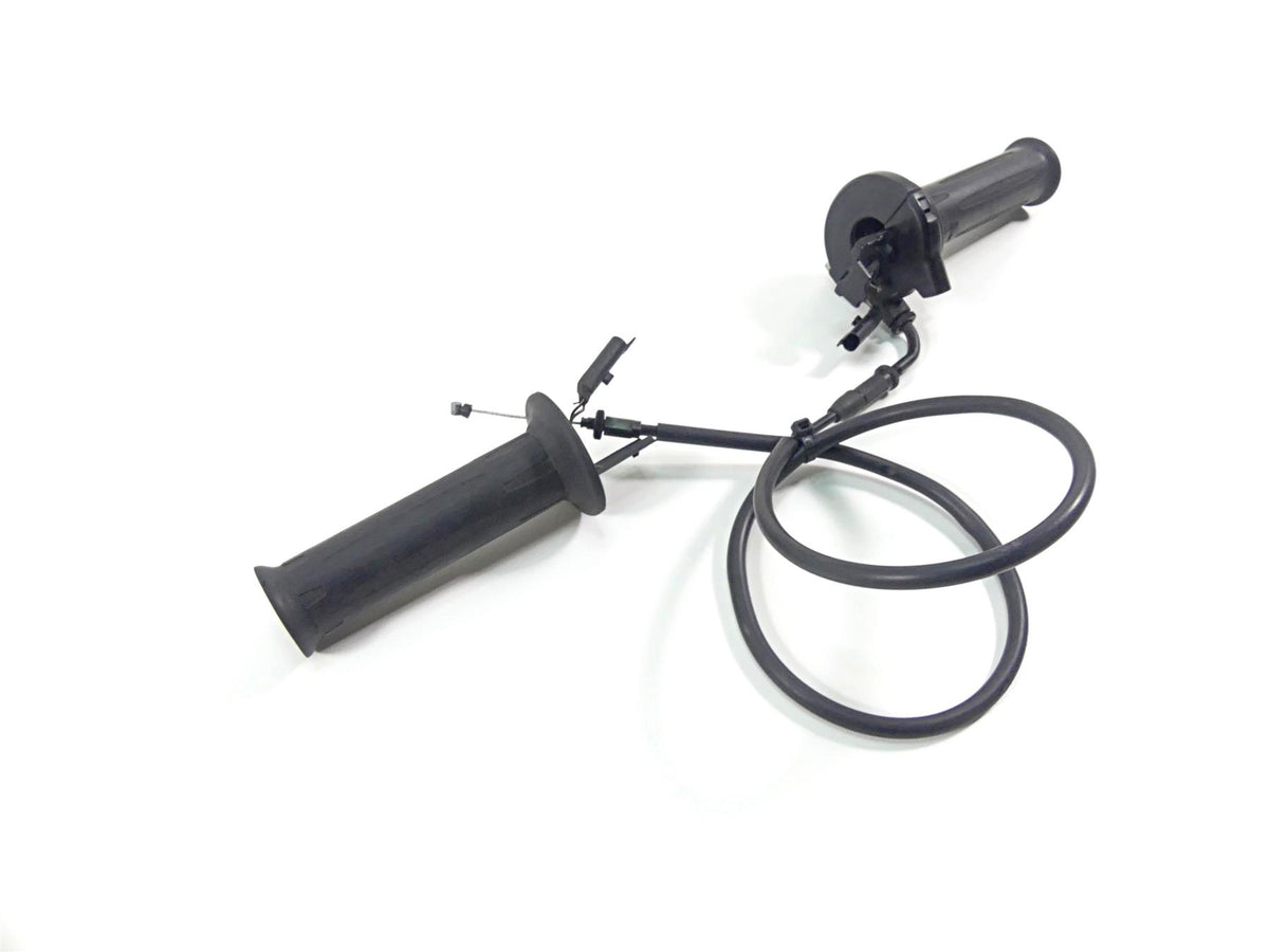 2013 BMW F800GS STD K72 Left Right Heated Hand Grip Set 61317708227 61317708228 {{ shop.shopifyCountryName }} - Mototech271