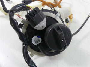 2014 Harley Touring FLHXS Street Glide Sp Fuel Petrol Pump - For Parts 62908-08
