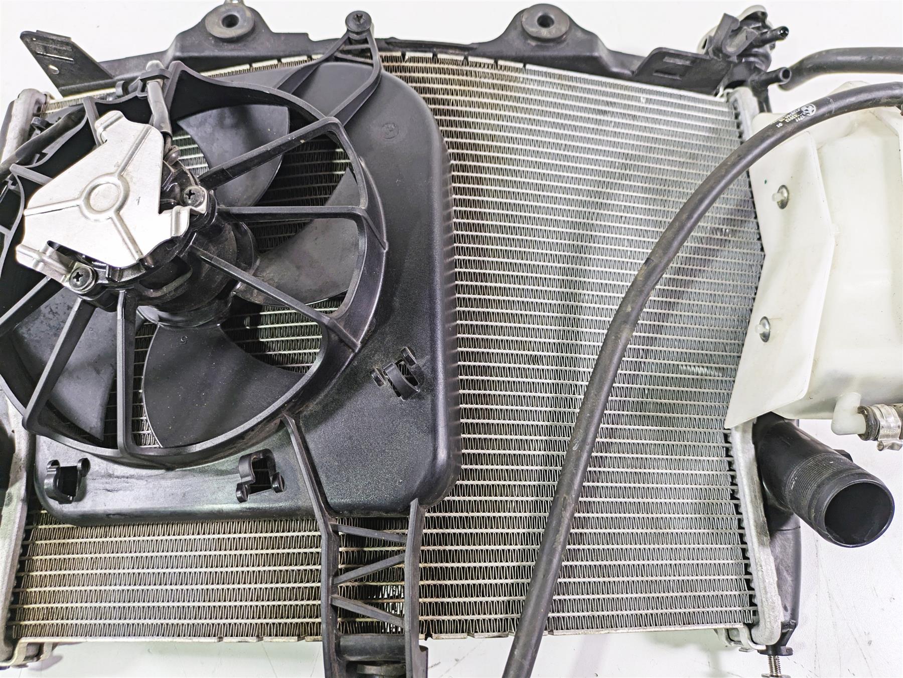 2019 BMW S1000XR K49 Radiator Fan Hoses Reservoir -No Leaks 17118551544 {{ shop.shopifyCountryName }} - Mototech271