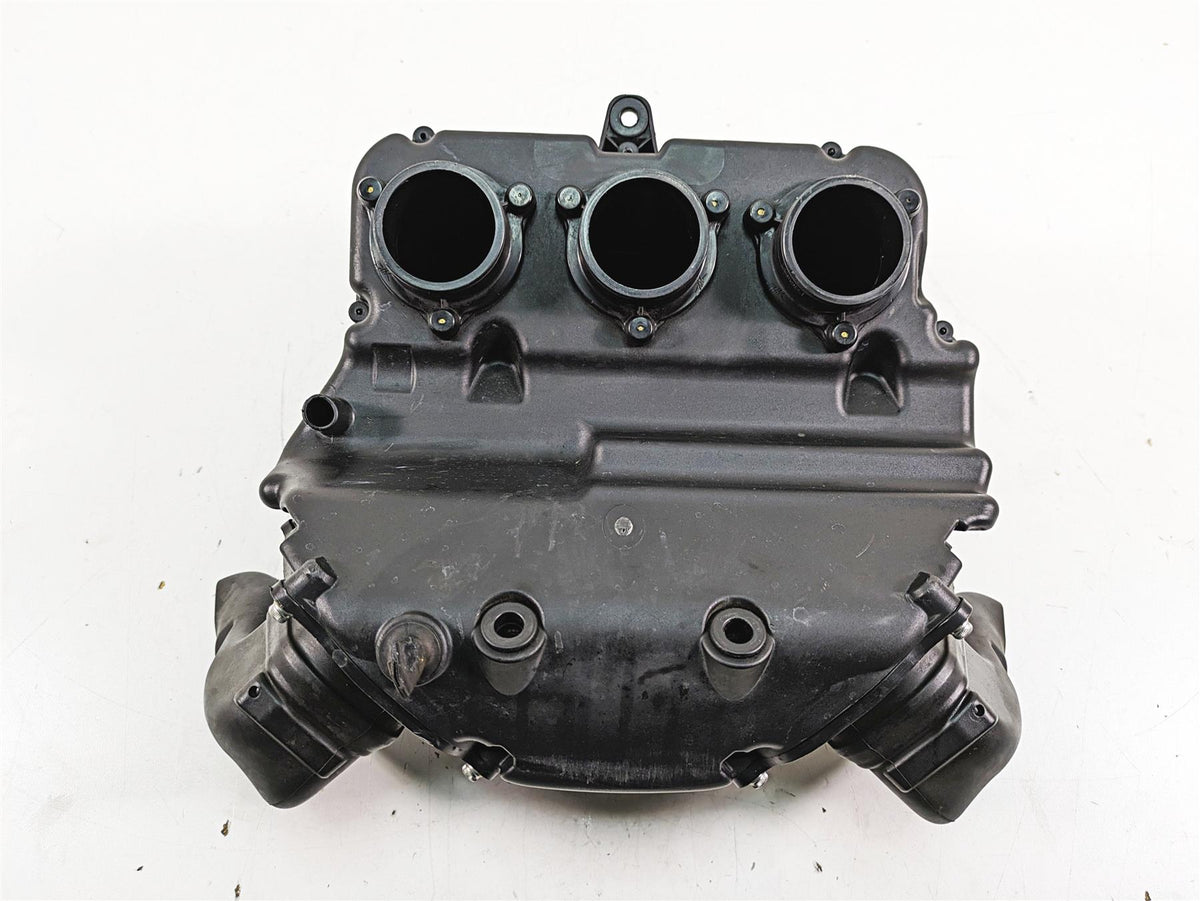 2017 Mv Agusta Dragster 800 Air Cleaner Breather Filter Box 8000B5482 {{ shop.shopifyCountryName }} - Mototech271