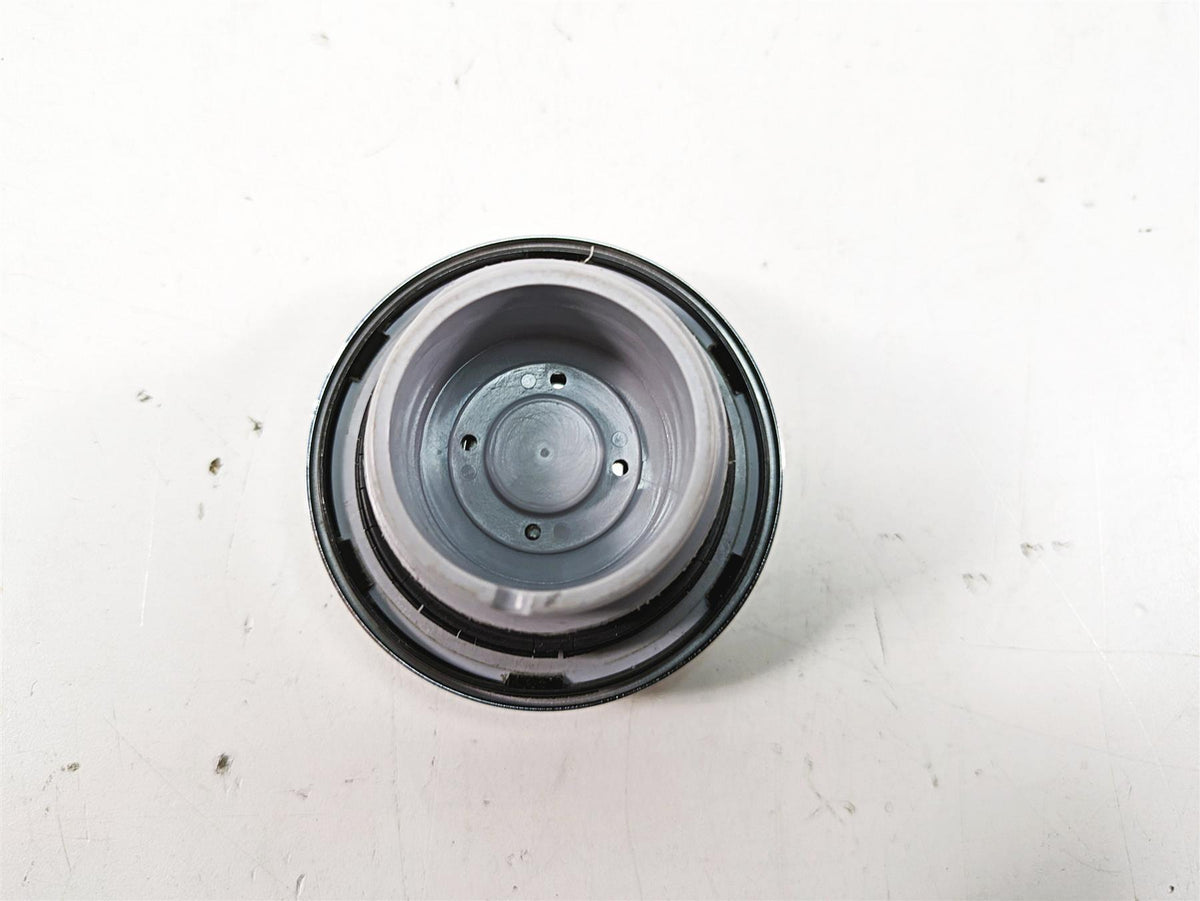 2006 Harley Softail FXSTSI Springer Chrome Fuel Gas Cap & Key {{ shop.shopifyCountryName }} - Mototech271
