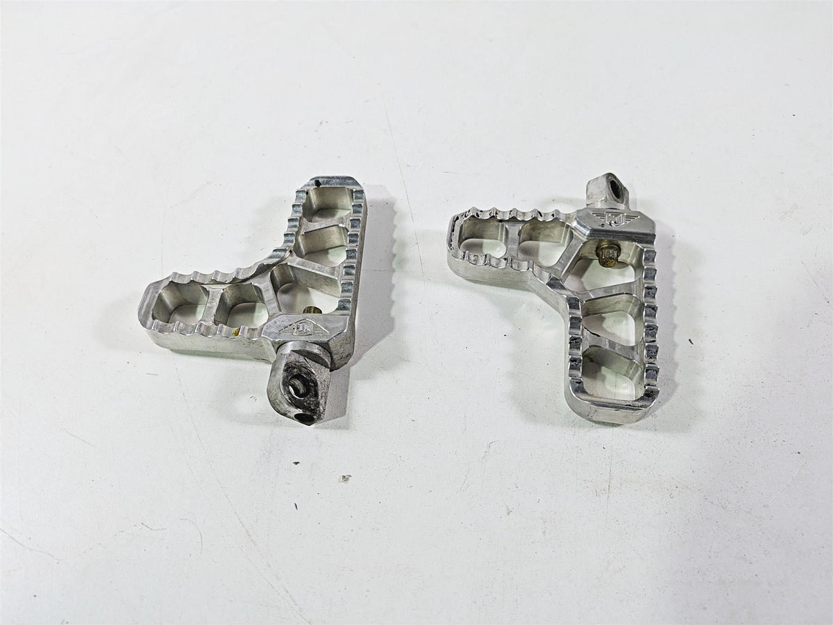 2014 Harley FXDL Dyna Low Rider Joker Machine Serrated Heel Footpegs 08-62-1 {{ shop.shopifyCountryName }} - Mototech271