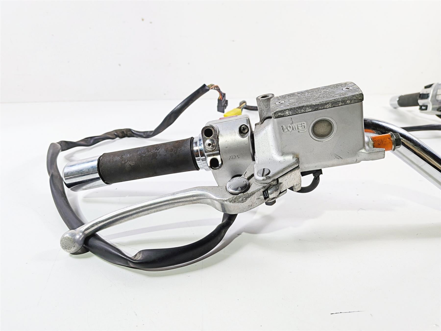 2006 Suzuki VL800 C50 Boulevard Handlebar Control Switch Brake Pump 56111-41F00 {{ shop.shopifyCountryName }} - Mototech271