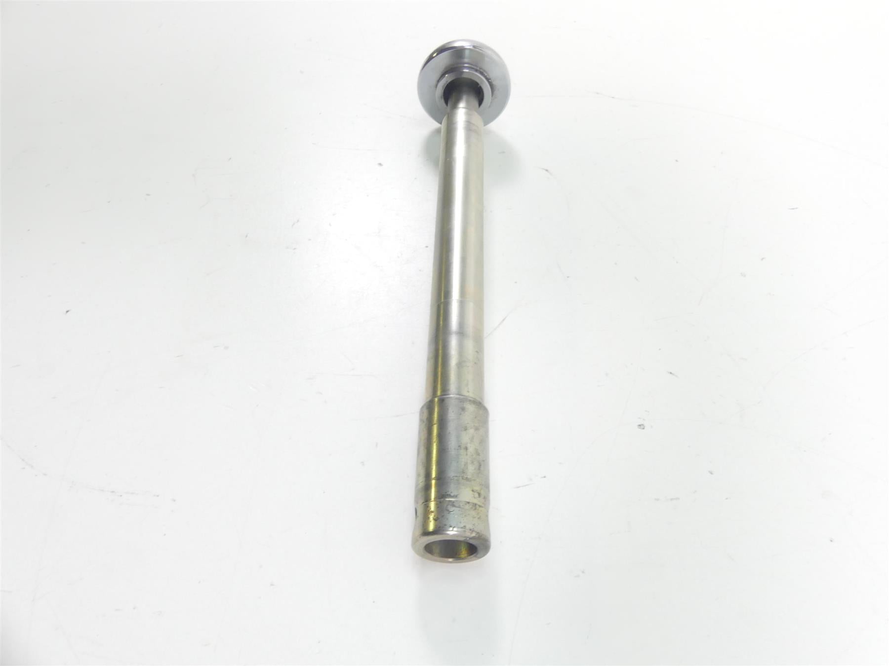 2009 Harley FLHTCU SE4 CVO E-Glide Straight Front Axle Wheel Spindle 41547-07A {{ shop.shopifyCountryName }} - Mototech271