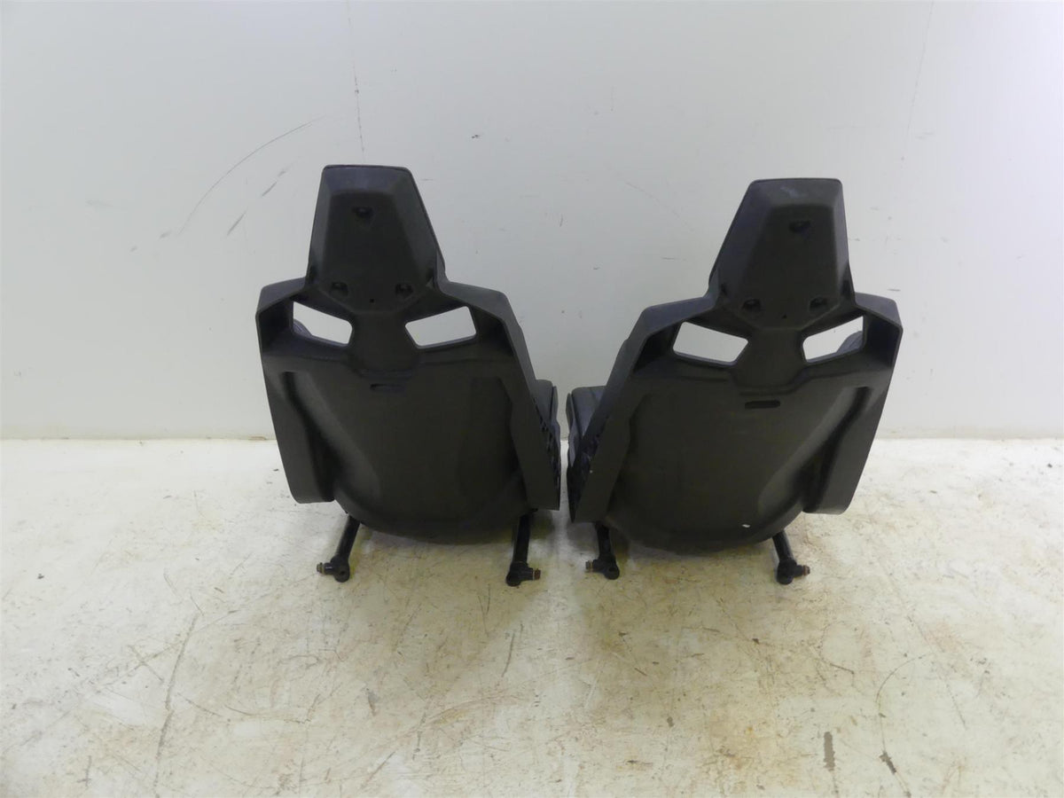 2018 Can Am Maverick X3 Turbo STD Driver Rider Passenger Seat Set 708002065 {{ shop.shopifyCountryName }} - Mototech271