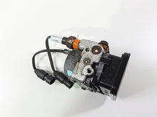 Load image into Gallery viewer, 2016 Indian Chief Classic Nissin Abs Brake Pump Module Unit Block 2204981 | Mototech271
