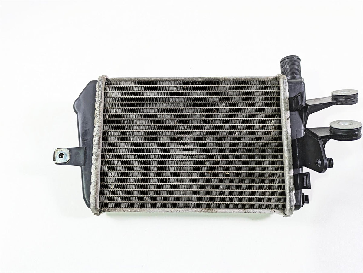 2019 BMW R1250RT K52 Left Radiator Fan Hoses Set 17118546408 {{ shop.shopifyCountryName }} - Mototech271