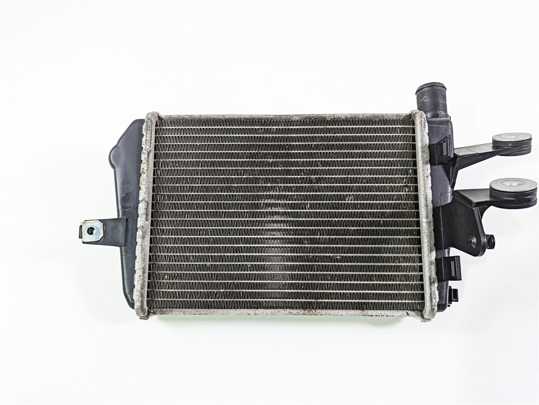 2019 BMW R1250RT K52 Left Radiator Fan Hoses Set 17118546408 {{ shop.shopifyCountryName }} - Mototech271