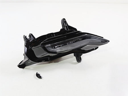 2025 Yamaha YZF R7 Right Pilot Headlight Running Lamp BEB-84302-00-00 {{ shop.shopifyCountryName }} - Mototech271