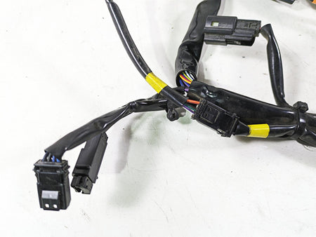 2017 Harley Touring FLTRXS Road Glide Front Fairing Wiring Harness Read 69200122 {{ shop.shopifyCountryName }} - Mototech271