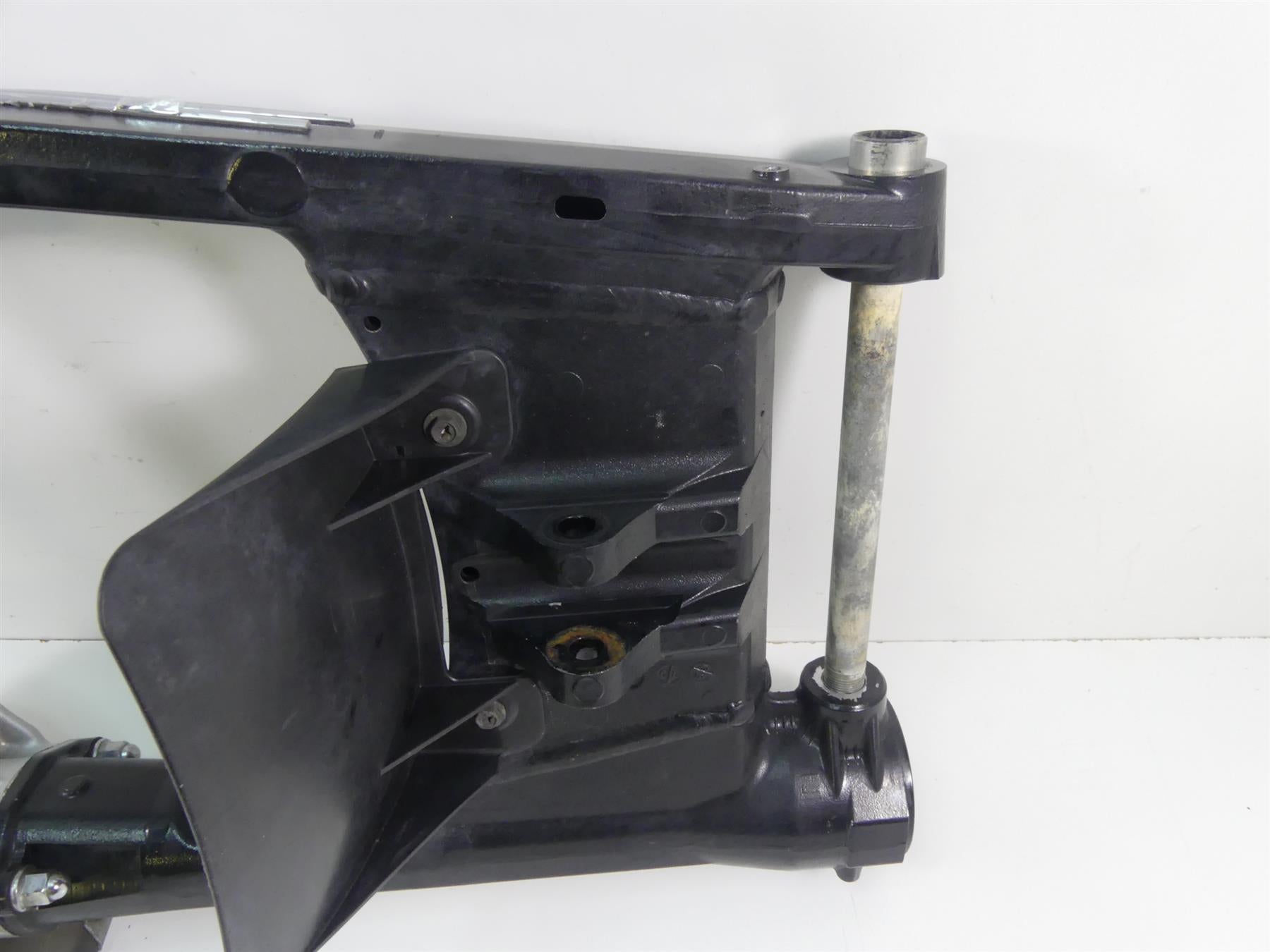 2007 Suzuki M109R VZR1800 Boulevard Swingarm Differential Drive Shaf 27300-48811 {{ shop.shopifyCountryName }} - Mototech271