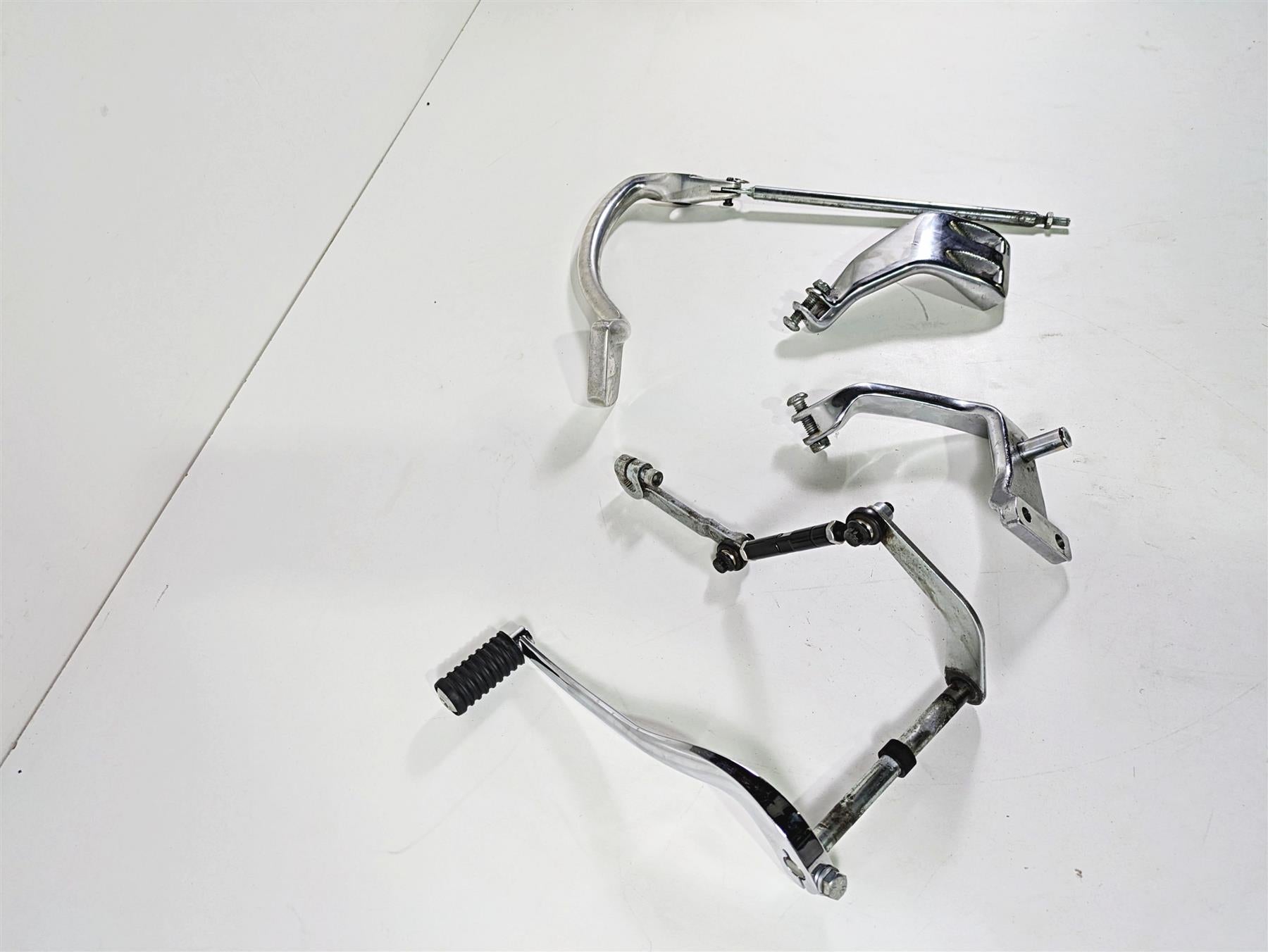 2014 Harley FXDL Dyna Low Rider Further Forward Mid-Control Footpeg Kit 50500386 {{ shop.shopifyCountryName }} - Mototech271