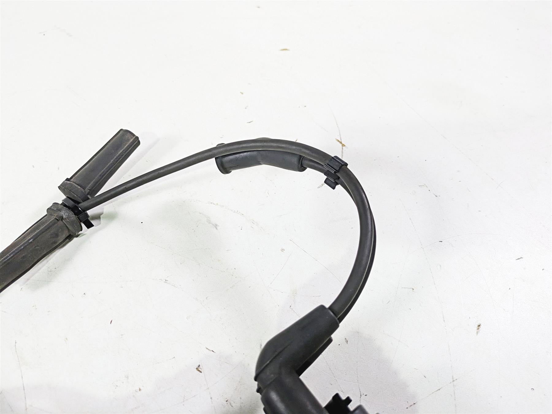 2018 Harley Softail FXFBS Fat Bob Ignition Coil Wires Plugs Set 31600067 {{ shop.shopifyCountryName }} - Mototech271